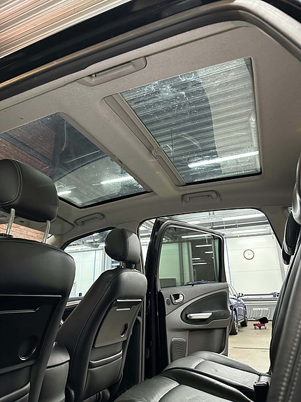 Ford S-MAX 30 of 30