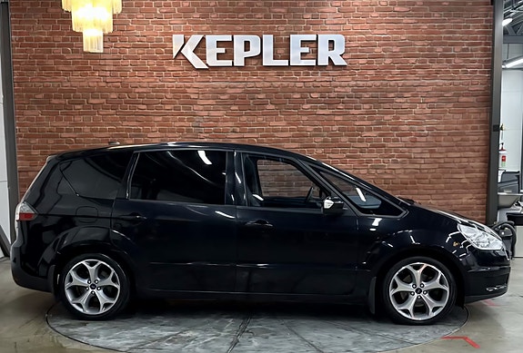 Ford S-MAX 3 of 30