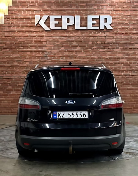 Ford S-MAX 5 of 30