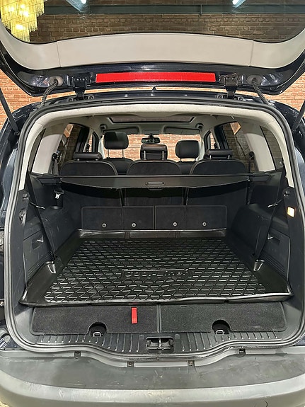 Ford S-MAX 12 of 30