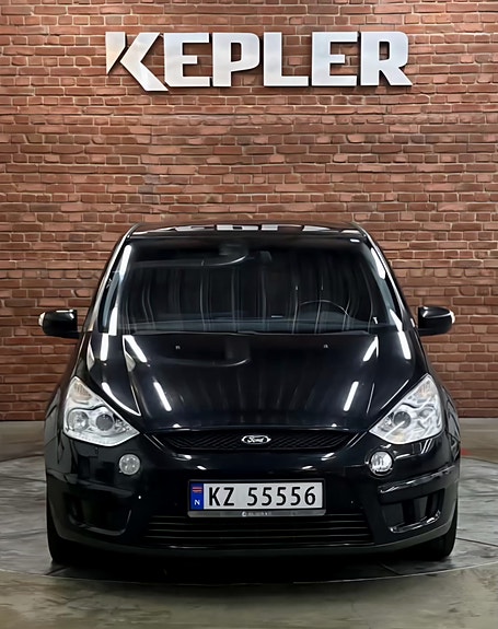 Ford S-MAX 9 of 30