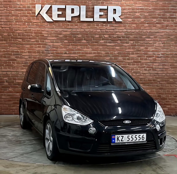 Ford S-MAX 10 of 30