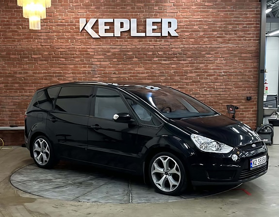 Ford S-MAX 2 of 30