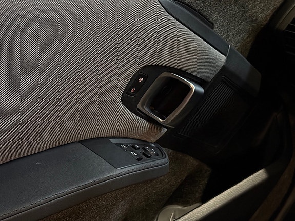 BMW i3 20 of 30