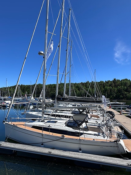 BAVARIA CRUISER 34 STYLE - 3 lugarer, rullemast, gode seil, autopilot, radar ++ 18 of 30