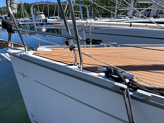 BAVARIA CRUISER 34 STYLE - 3 lugarer, rullemast, gode seil, autopilot, radar ++ 14 of 30