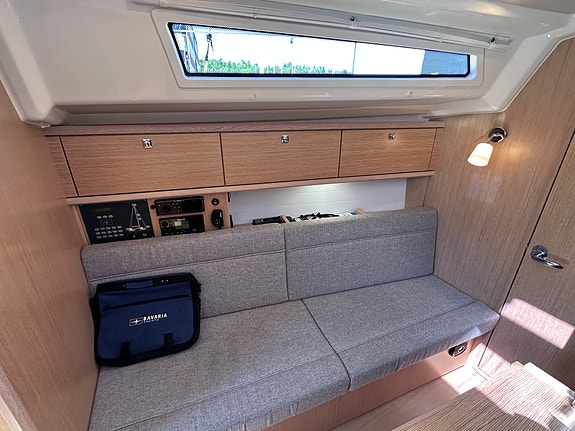 BAVARIA CRUISER 34 STYLE - 3 lugarer, rullemast, gode seil, autopilot, radar ++ 22 of 30