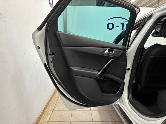 Peugeot 508 21 of 30