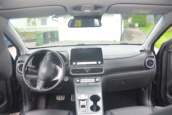 Hyundai Kona 8 of 14