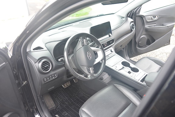 Hyundai Kona 9 of 14
