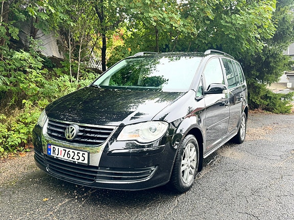 Volkswagen Touran 15 of 30