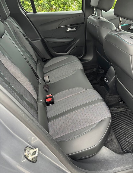 Peugeot 208 6 of 6
