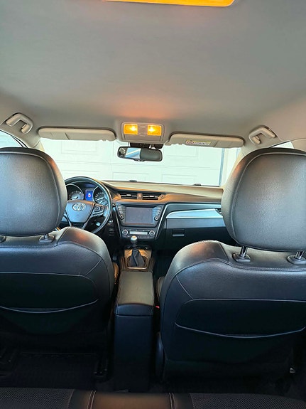 Toyota Avensis 15 of 21