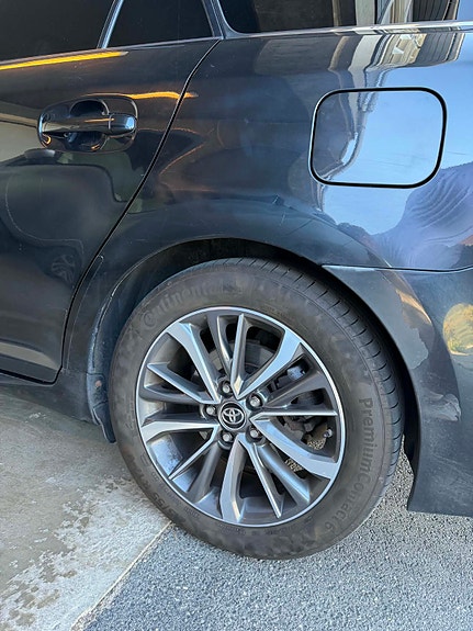 Toyota Avensis 7 of 21