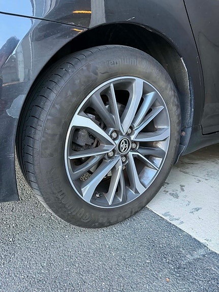Toyota Avensis 8 of 21