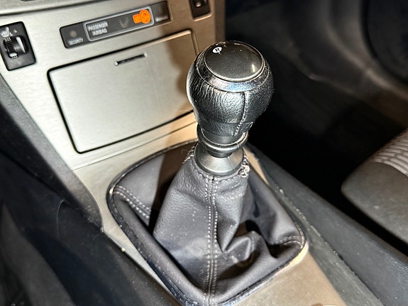 Toyota Avensis 25 of 30