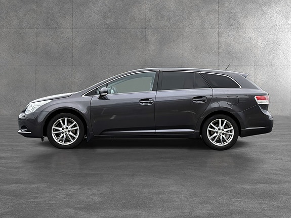 Toyota Avensis 7 of 30