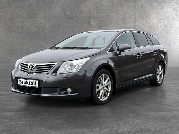 Toyota Avensis 8 of 30