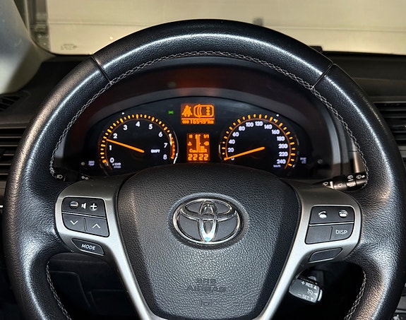 Toyota Avensis 14 of 30