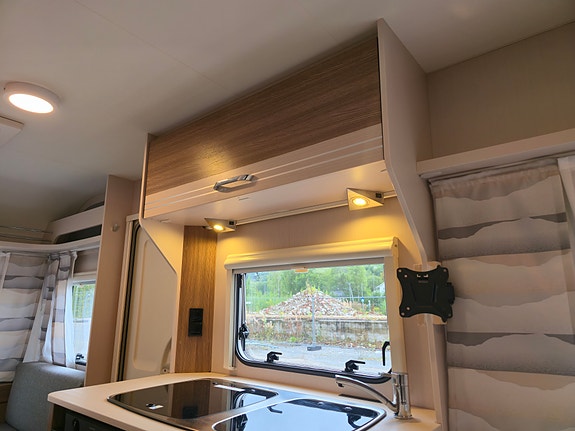 Dethleffs 460 Cjoy med Solcellepanel 18 of 30