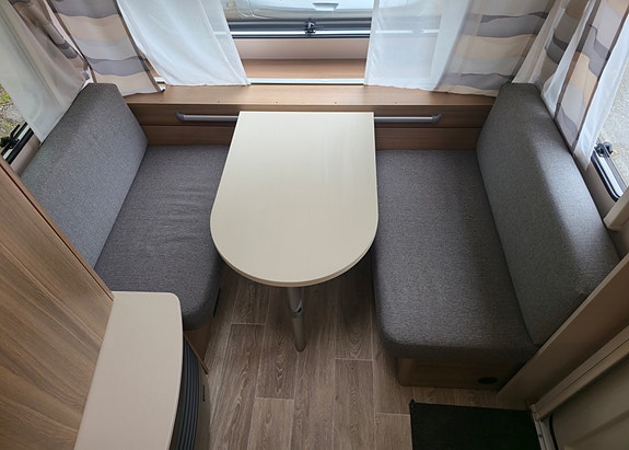 Dethleffs 460 Cjoy med Solcellepanel 26 of 30