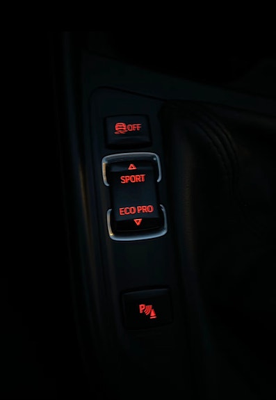 BMW 220i 15 of 17