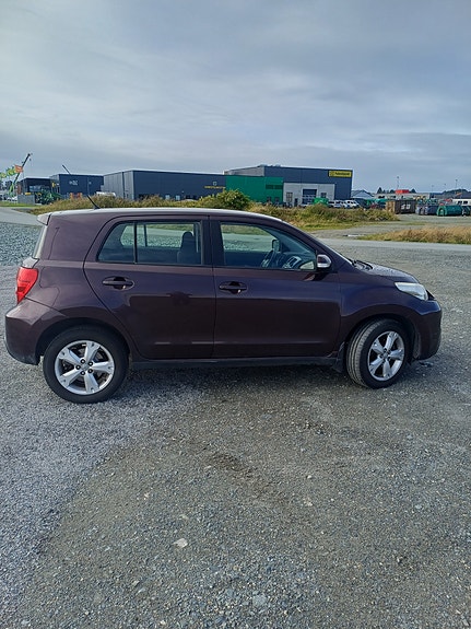 Toyota Urban Cruiser 3 of 21