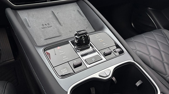 BYD Sealion 7 24 of 30