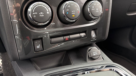 Dodge Challenger 30 of 30
