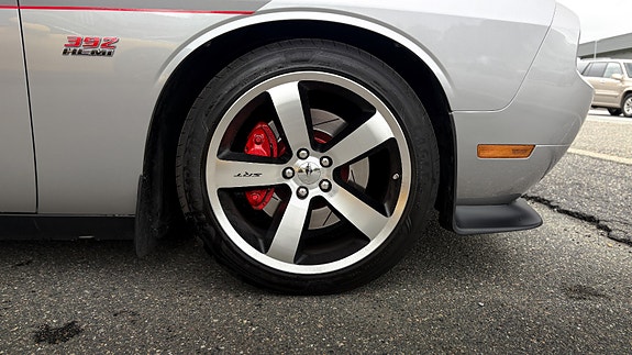 Dodge Challenger 11 of 30