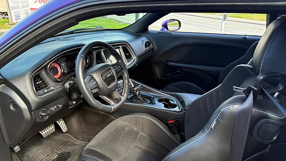 Dodge Challenger 20 of 30
