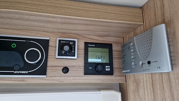 Hymer Exis I 588 13 of 30