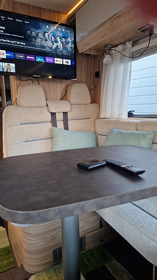 Hymer Exis I 588 7 of 30