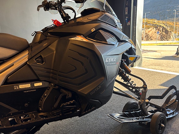 Lynx Xterrain RE 900 ACE Turbo R HUB 13 of 17