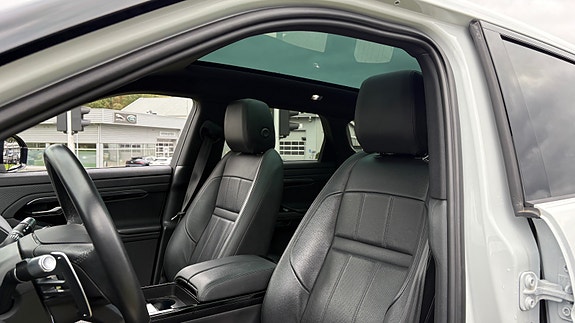 Land Rover Range Rover Evoque 29 of 30