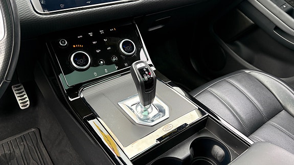 Land Rover Range Rover Evoque 21 of 30