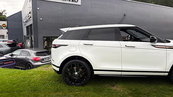 Land Rover Range Rover Evoque 6 of 30