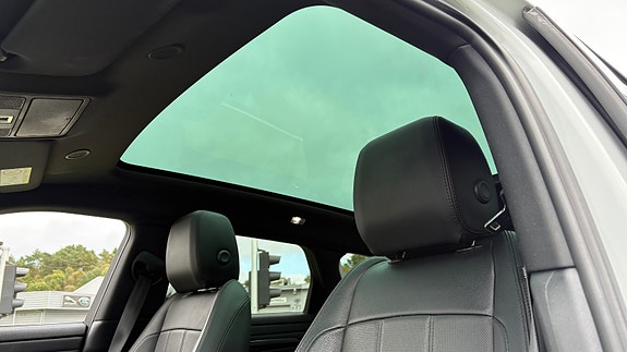 Land Rover Range Rover Evoque 26 of 30