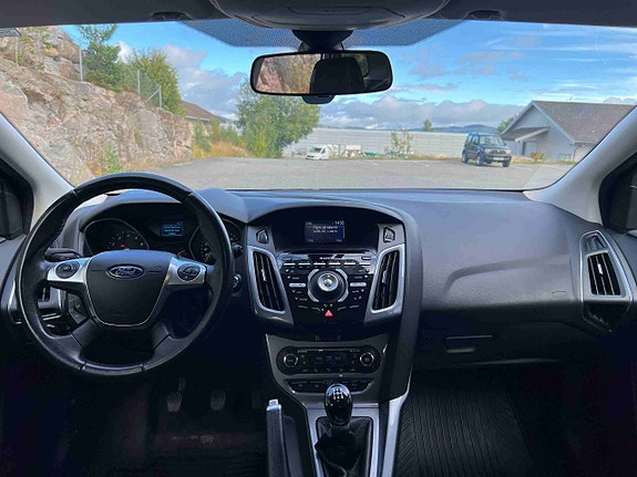 Ford Focus 11 of 16