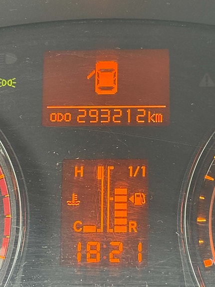 Toyota Avensis 16 of 16