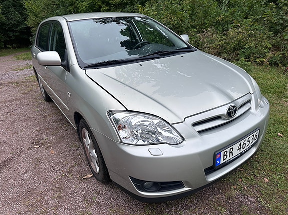 Toyota Corolla 19 of 19
