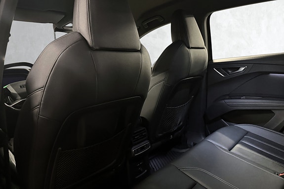 Audi Q4 e-tron 12 of 22