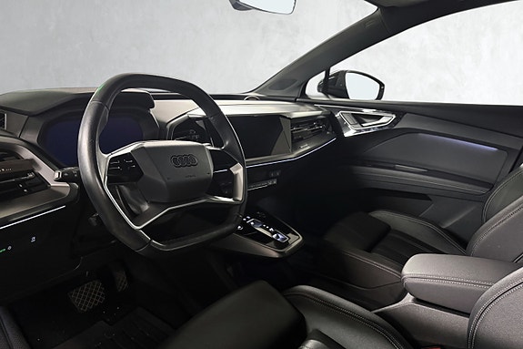 Audi Q4 e-tron 10 of 22