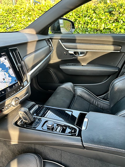 Volvo V90 10 of 11