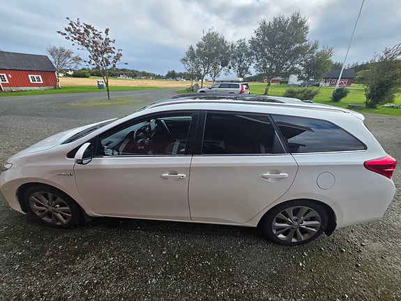 Toyota Auris 18 of 20
