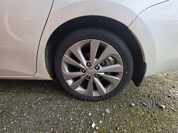 Toyota Auris 15 of 20