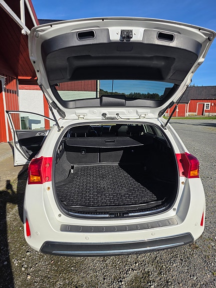 Toyota Auris 11 of 20