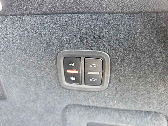 Porsche Cayenne 18 of 29
