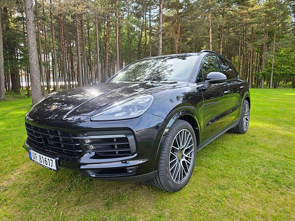 Porsche Cayenne 5 of 29