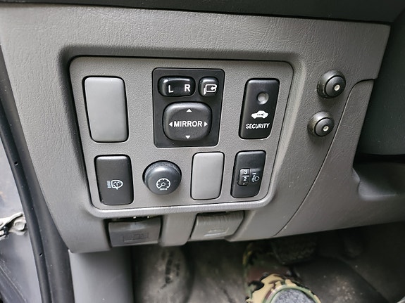 Toyota HiLux 17 of 20